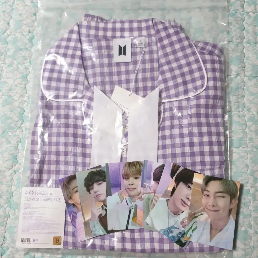 방탄 달마중윷 소우주굿즈 파자마 잔 스티커 바인더 포카교환 4