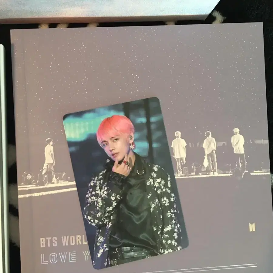방탄소년단 BTS 럽셀투어 서울 dvd 풀셋(포카,미니포스터 포함) 2