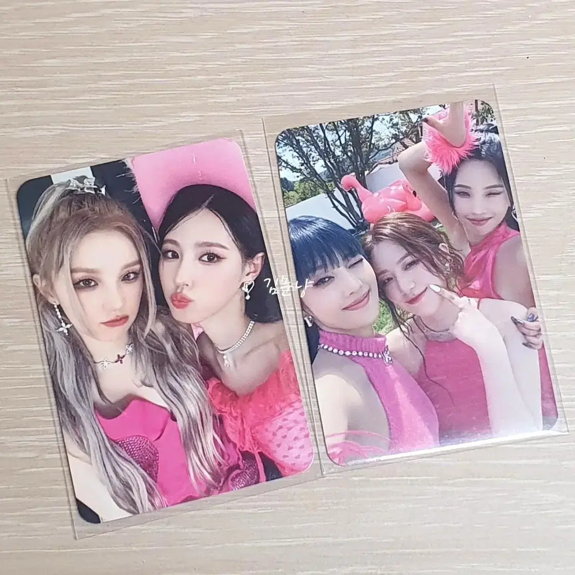 여자아이들 애플뮤직 특전 유닛포카 미공포 퀸카 미연 슈화