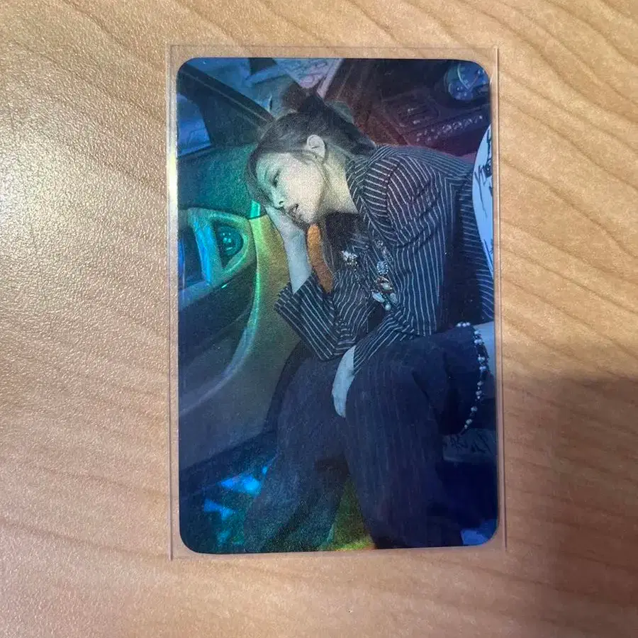 블핑 제니 일본 럽식걸 포카, 킬디스럽 단체포카 2