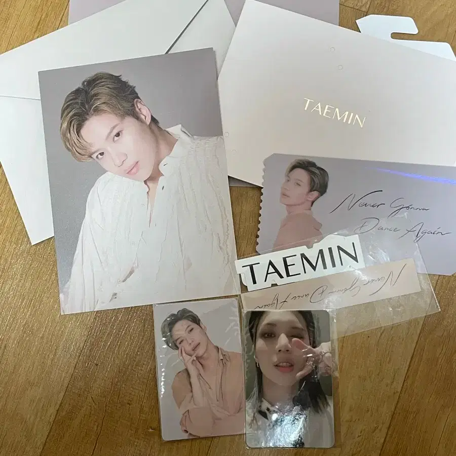 태민 NGDA 콘서트 굿즈(포카 O) 1