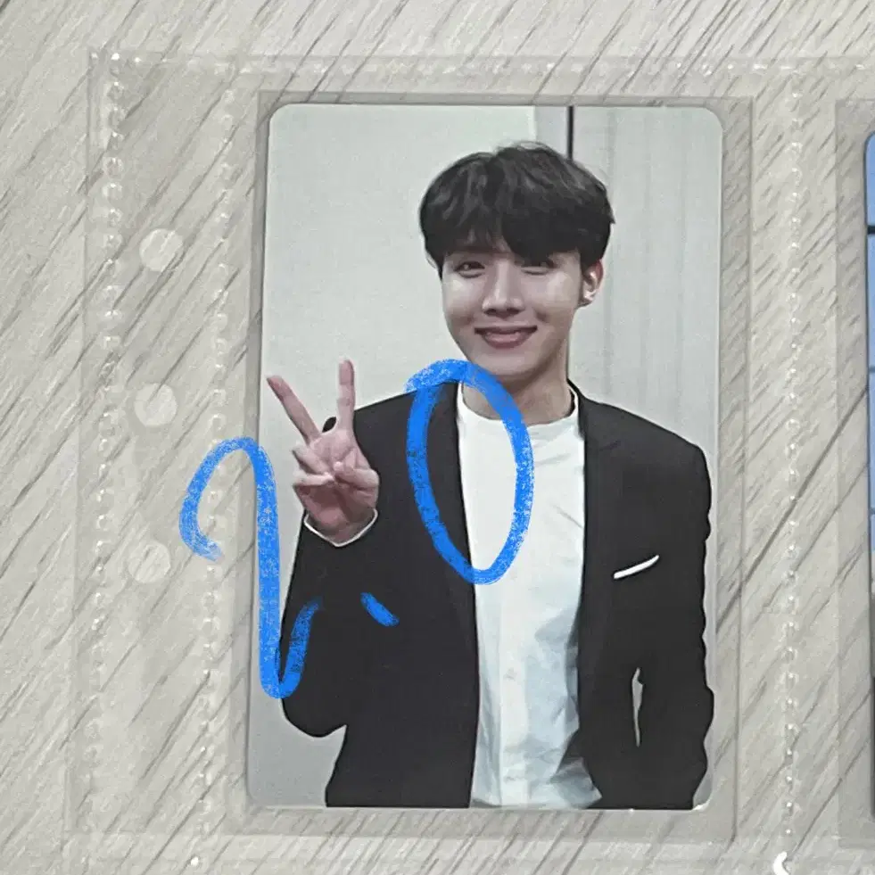 방탄 호석 제이홉 포카 2