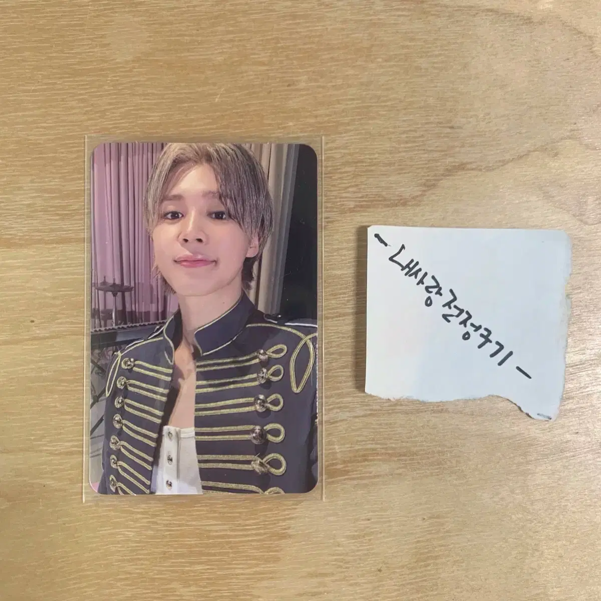 지민 뮤즈 포카 / JIMIN MUSE yellow ver poca