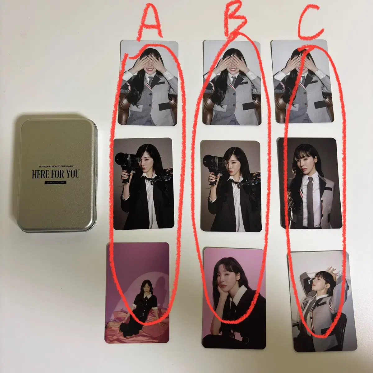 티파니 팬콘 랜덤 포카 + 틴케이스 양도합니다 2