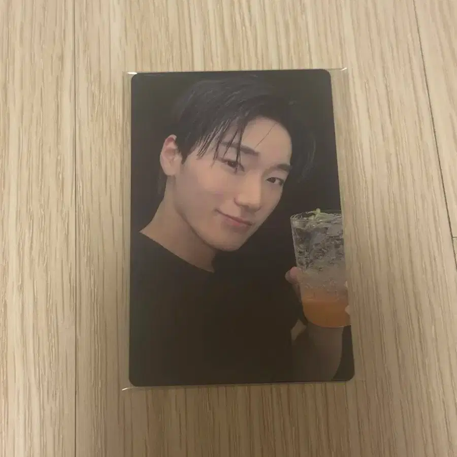 에이티즈 아우어 아우어베이터리 콜라보 포카 산 최산 1
