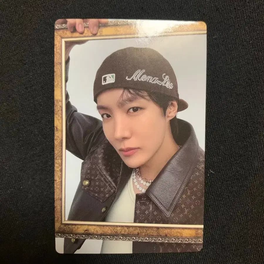 Bts 제이홉 charm of hope 모나리자 포카 1