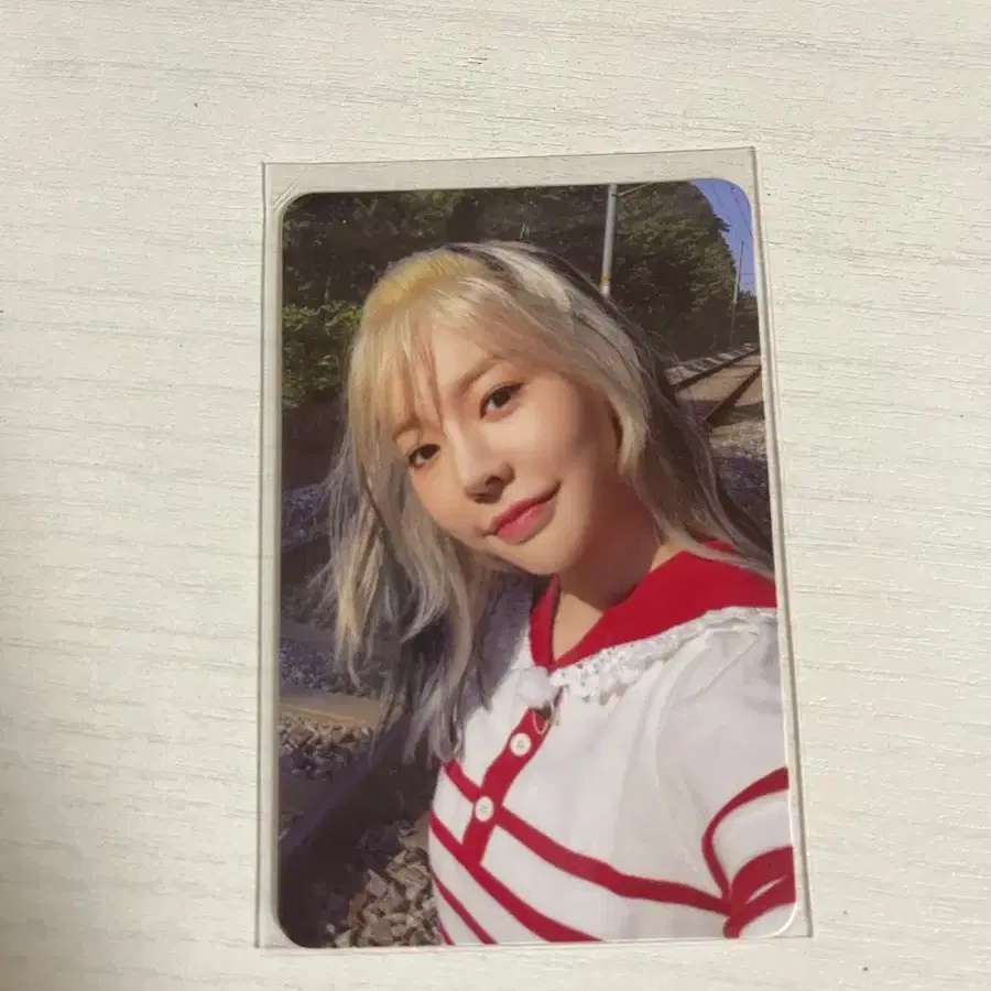 소녀시대 써니 향수포카 1