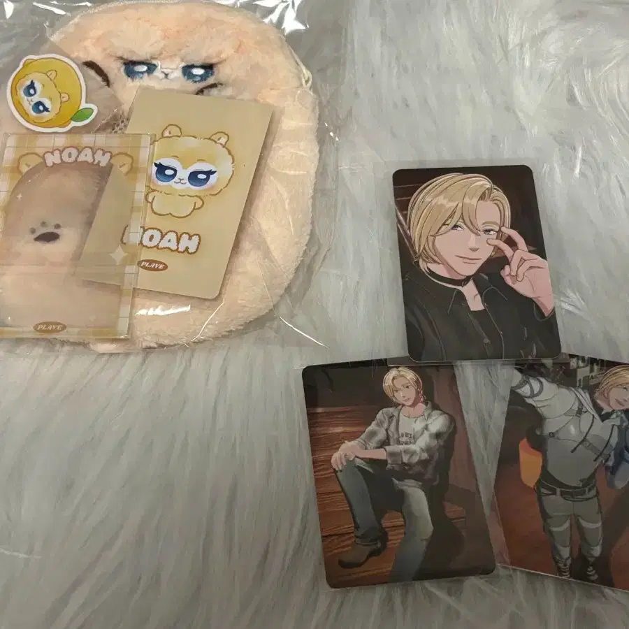 플레이브 노아 미공포 포카 + 비공굿 파우치