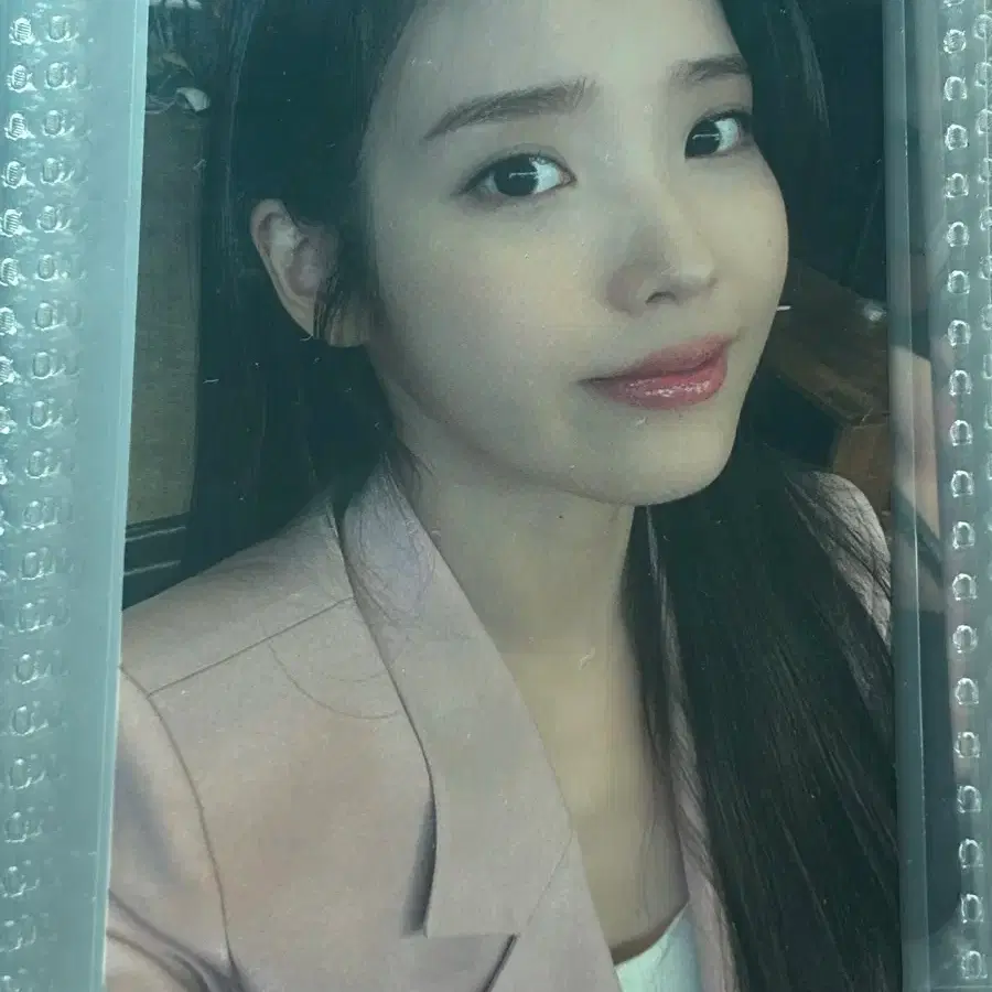 아이유 라일락 포카 1
