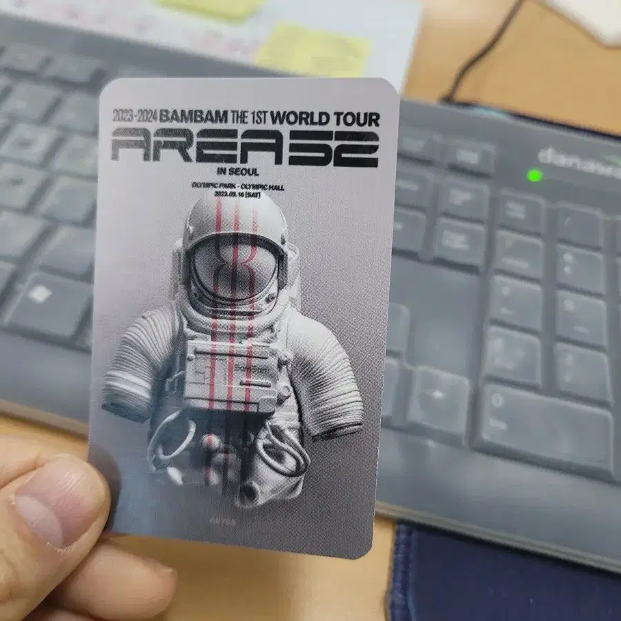 갓세븐 뱀뱀 2023 2024 월드투어 포카 2