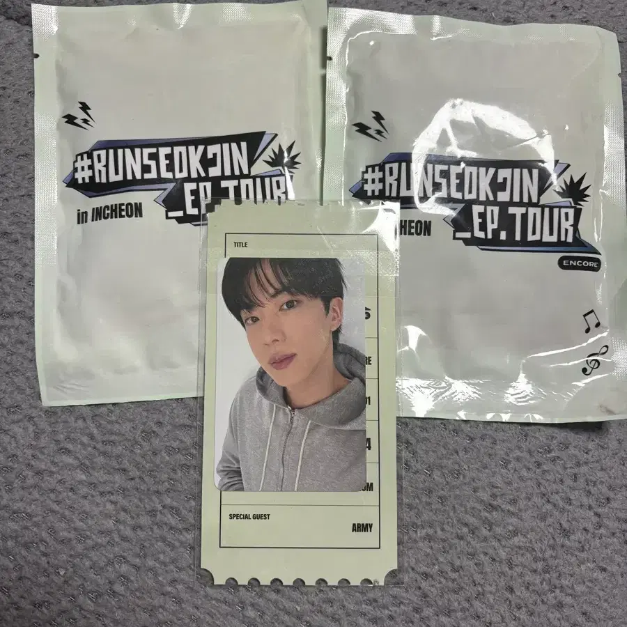 RUN SEOKJIN 방탄 런석진 포카