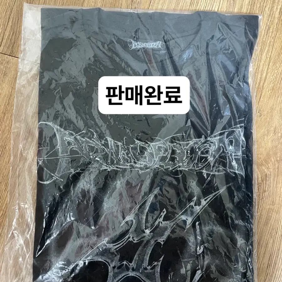 에스파 포카 및 윈터 티셔츠 포카 11