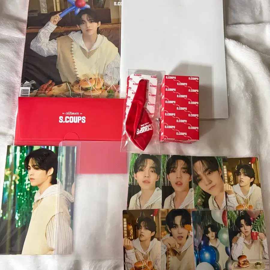 세븐틴 에스쿱스 생일박스 1 2 3 풀셋 판매 (all 포카포함 풀셋)