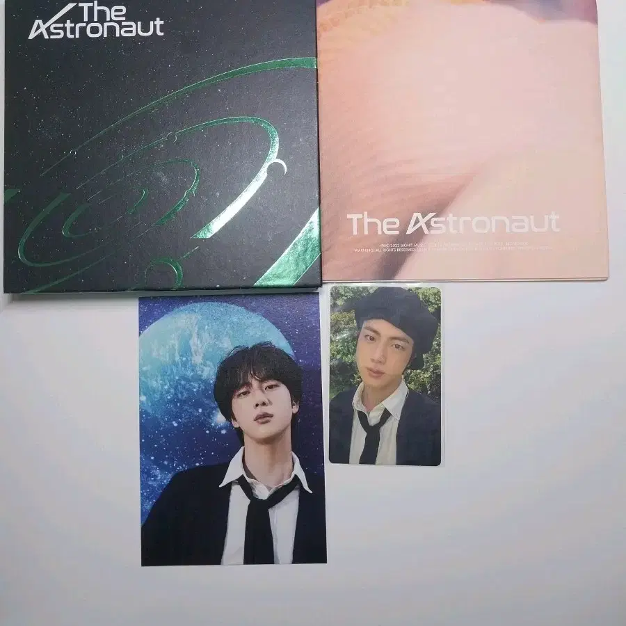 진 The Astronaut 앨범 + 진 포토카드 포카 김석진