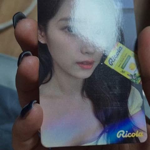 아이유 리콜라 포토카드 b버전 2