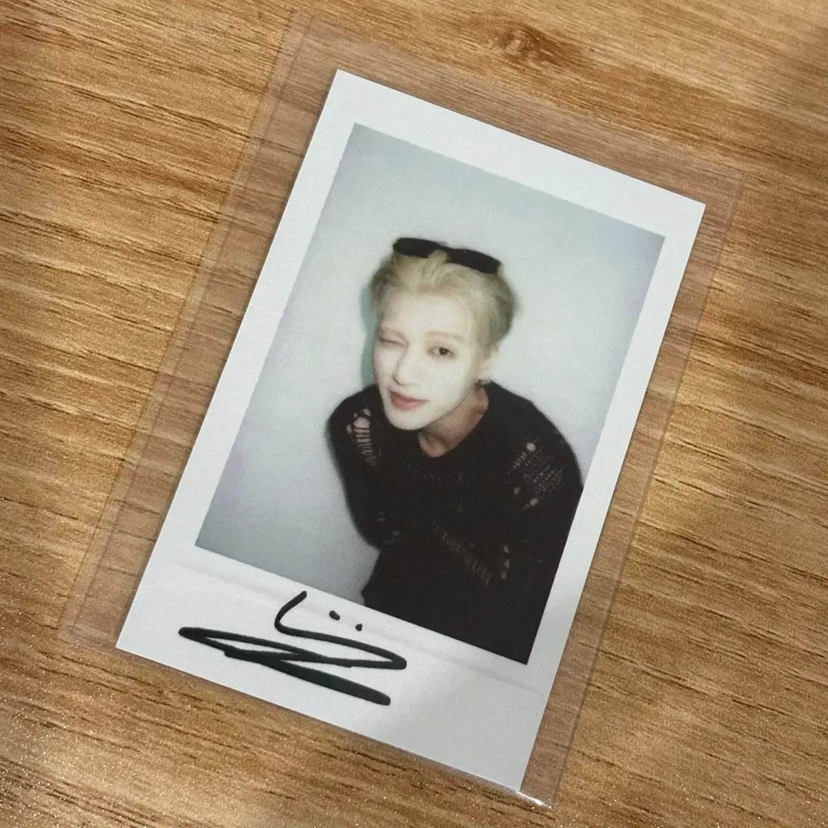 애플뮤직 에이티즈 우영 카페 폴라로이드 포토카드 1