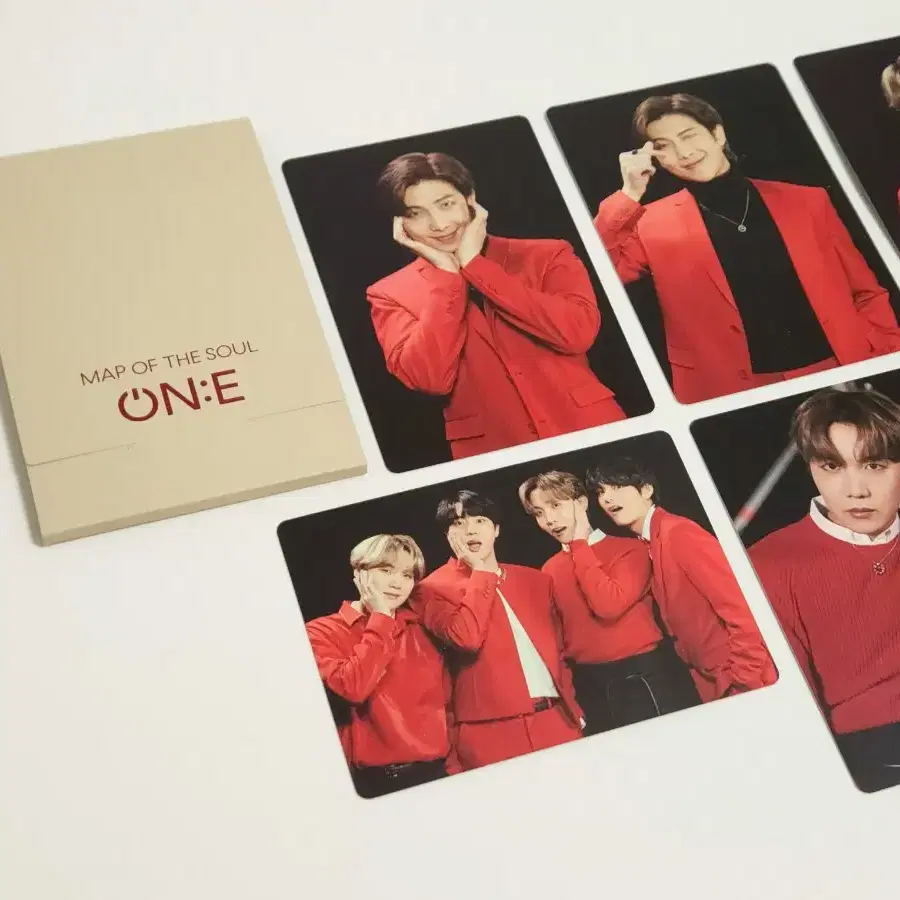 8p 방탄 맵솔원 미니포카 bts map of soul one 2