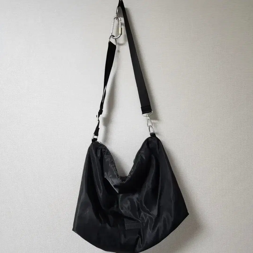 포카O) 정국 골든 JK Shoulder Bag 숄더백 가방 방탄 3