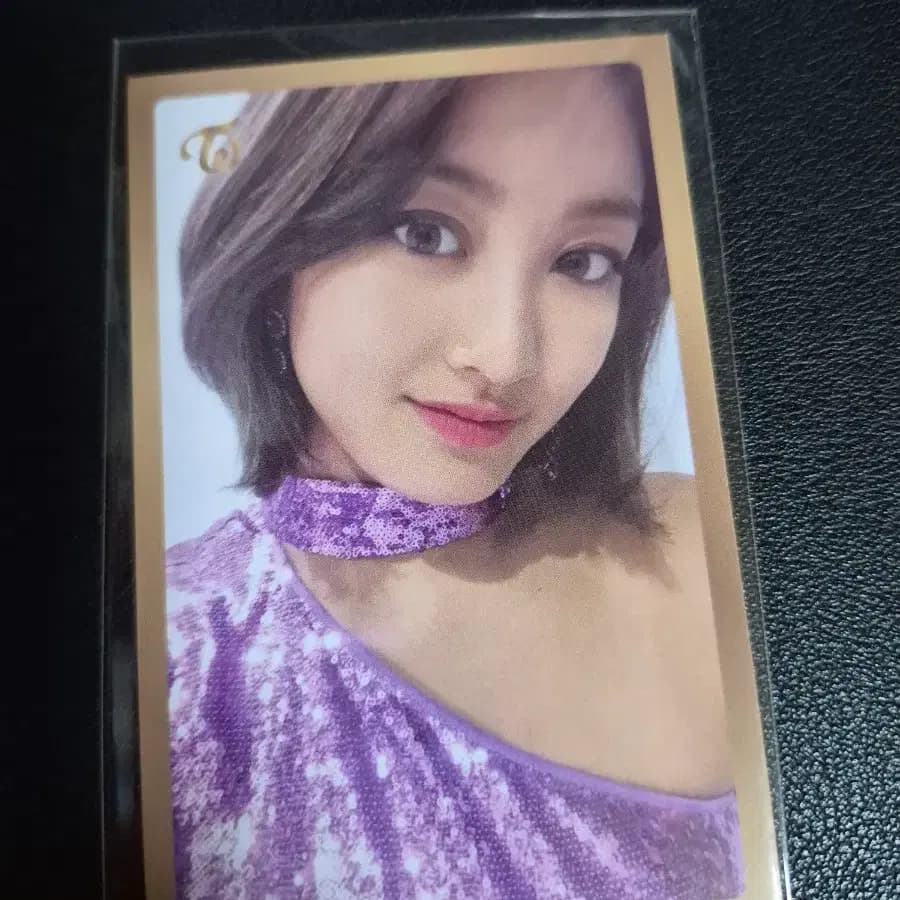트와이스 지효 필스폐셜 포카 1