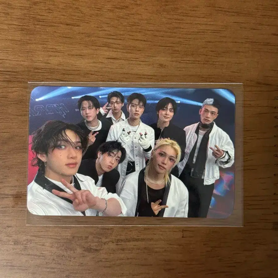 Straykids 스트레이키즈 스키즈 스포티파이 단체 포카