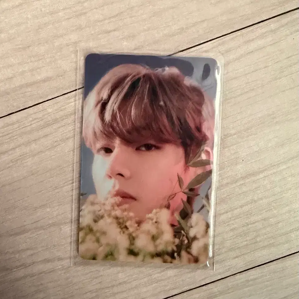 방탄 뷔 하이브 인사이트 입장 포카