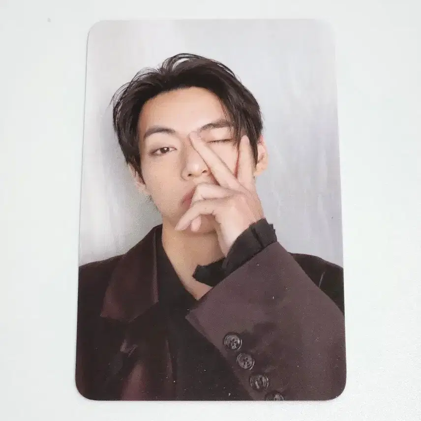 bts 방탄 아리랑 아미존 포카 태형 arirang armyzone v