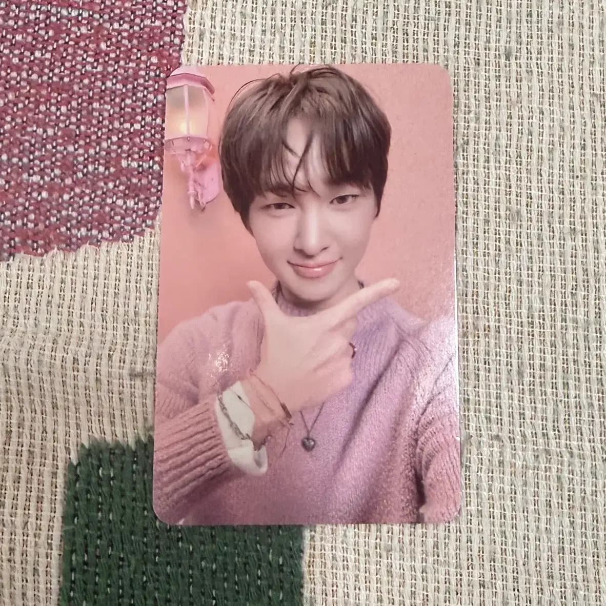 온유 터프러브 뮤뱅 공방 포카 1