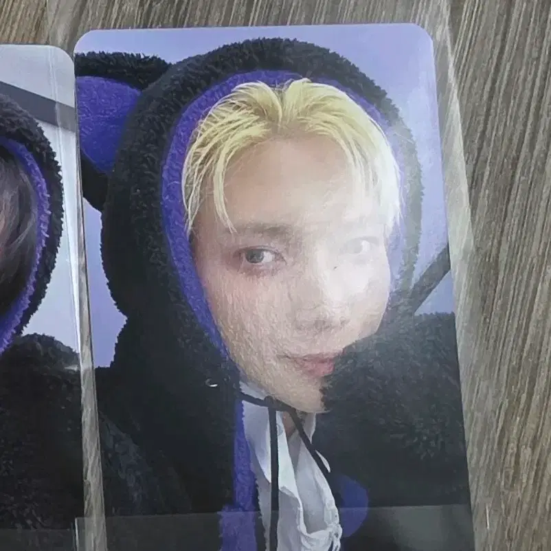 에이티즈 여상 메이크스타 검정고양이 포카 미공포 양도 1