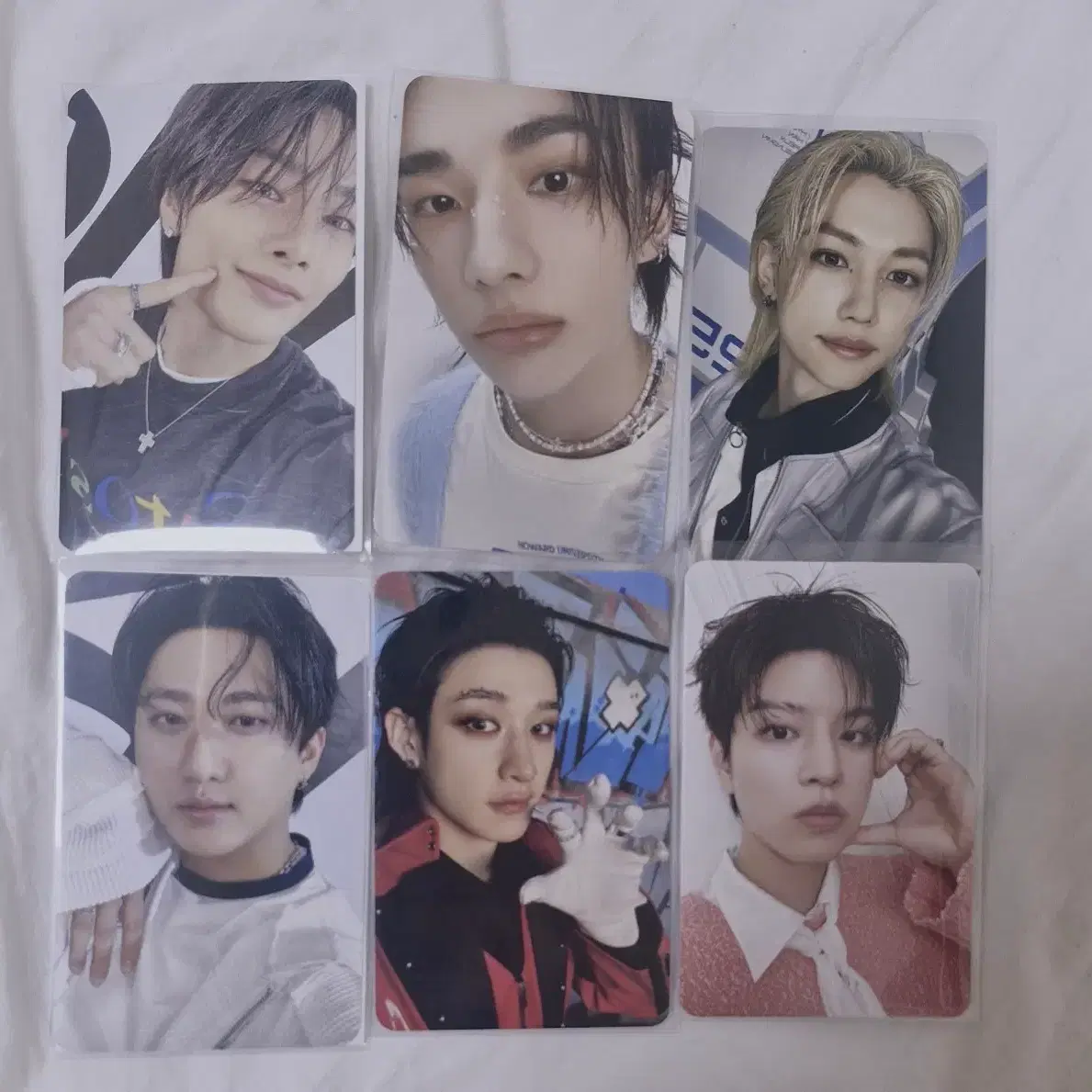 스키즈 스트레이키즈 현진 필릭스 아이엔 승민 포카 카르마 리얼터치
