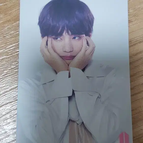 BTS  방탄소년단 럽셀 아미부스 럭키이벤트 태형 뷔 꽃받침 포카