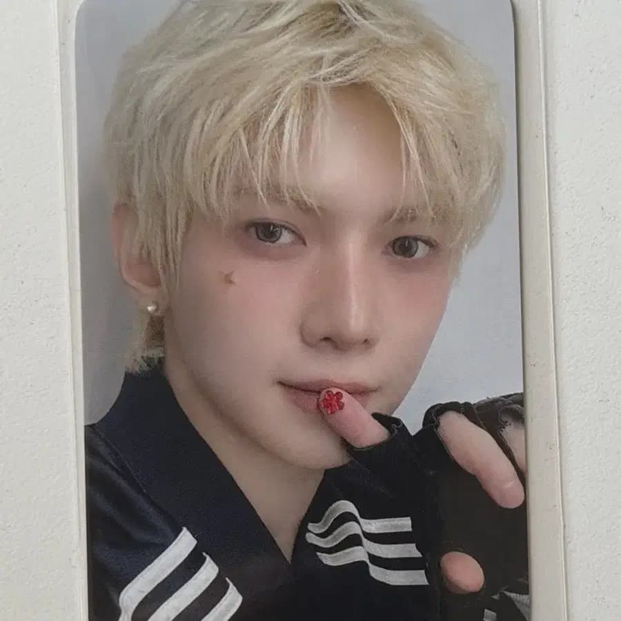 에이티즈 애니티즈 팝업 스티커 여상포카 1