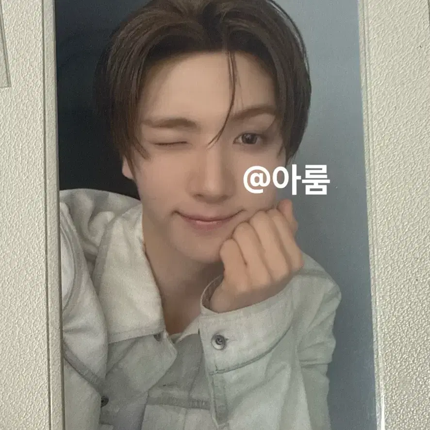 투어스 hybe music group store 럭드 영재 포카 팔아요 2