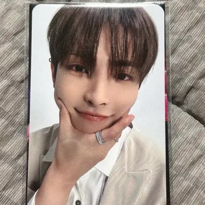 에이티즈 VR 홍중 특전포카