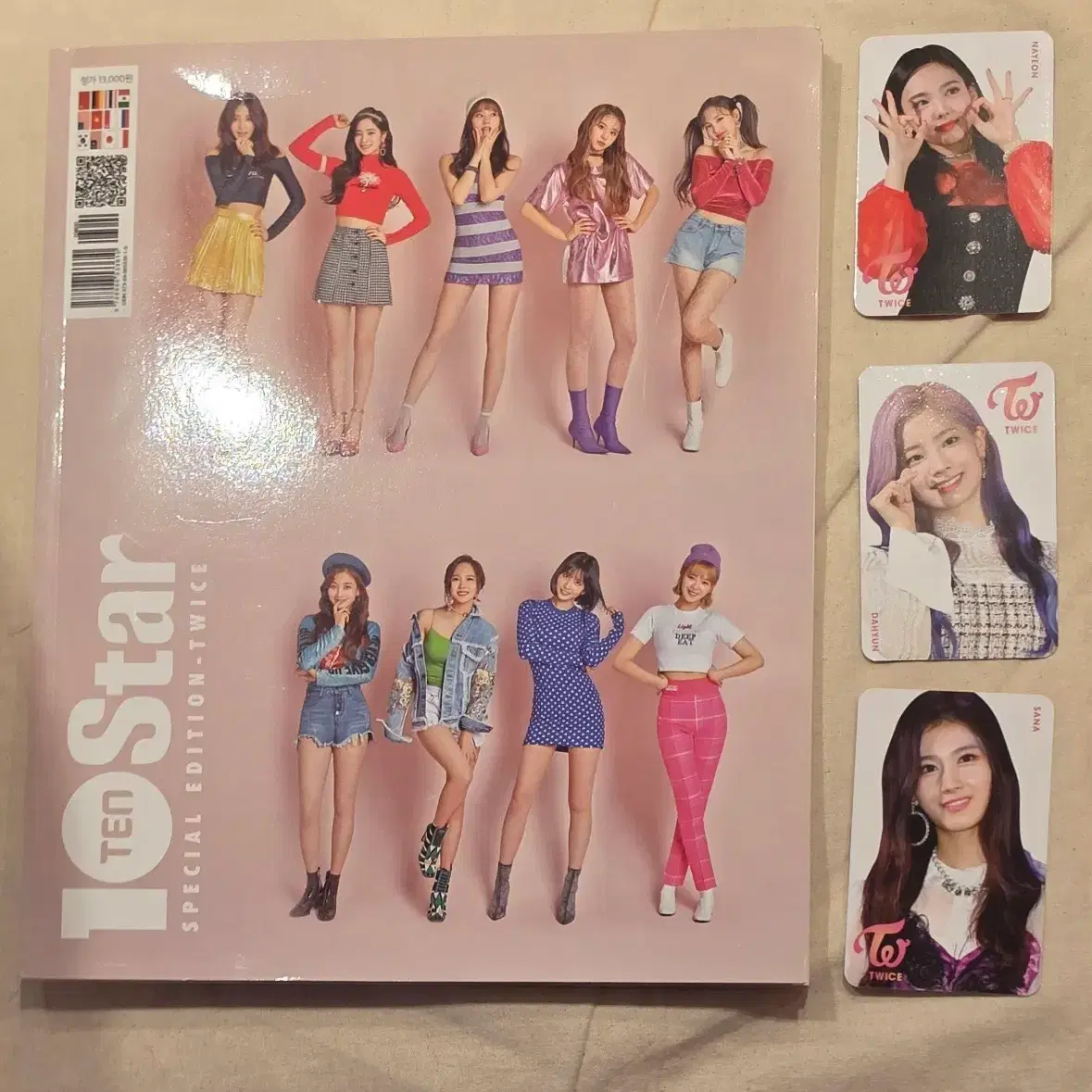 트와이스 화보 + 특전포카 사나 나연 다현 1