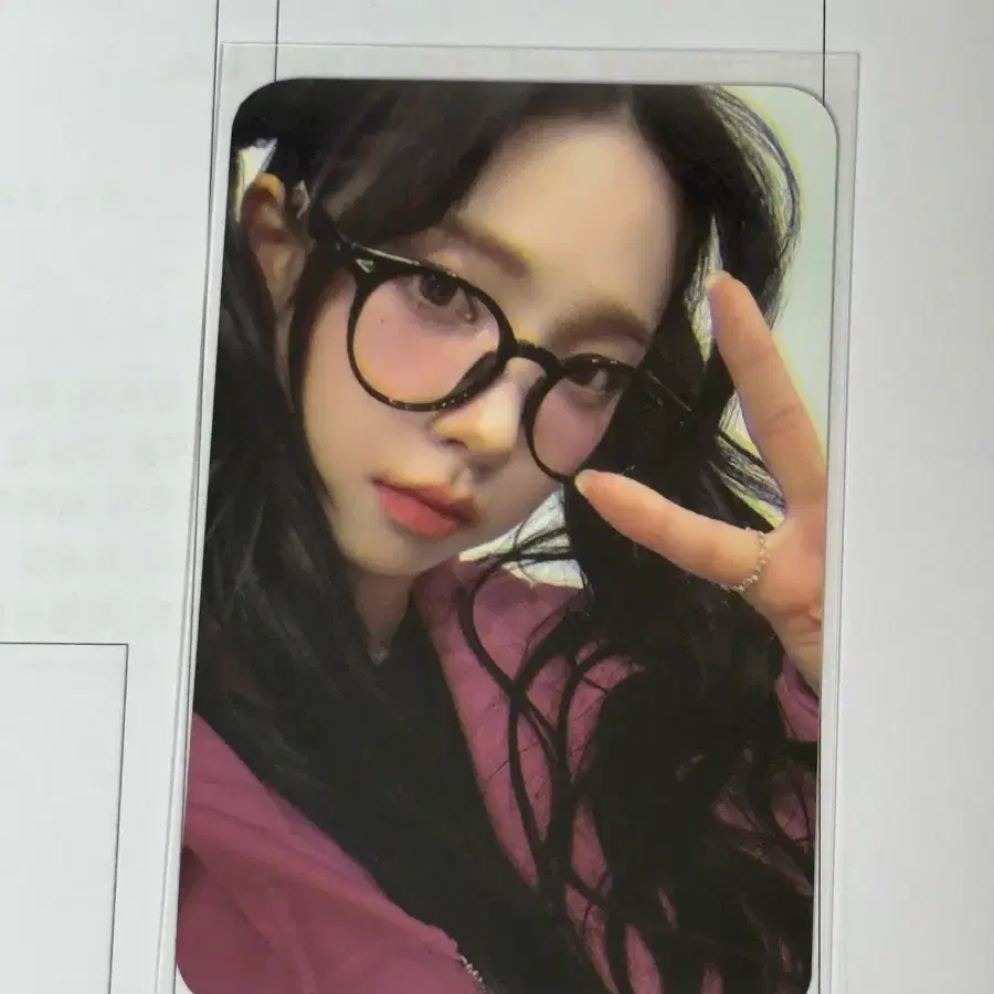 에스파 카리나 핑크후드 포카 판매합니다!