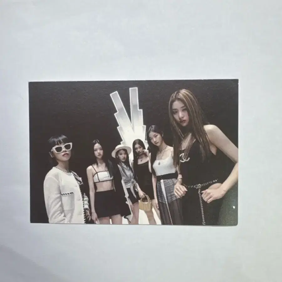 르세라핌 FEARLESS 단체 포토카드 1