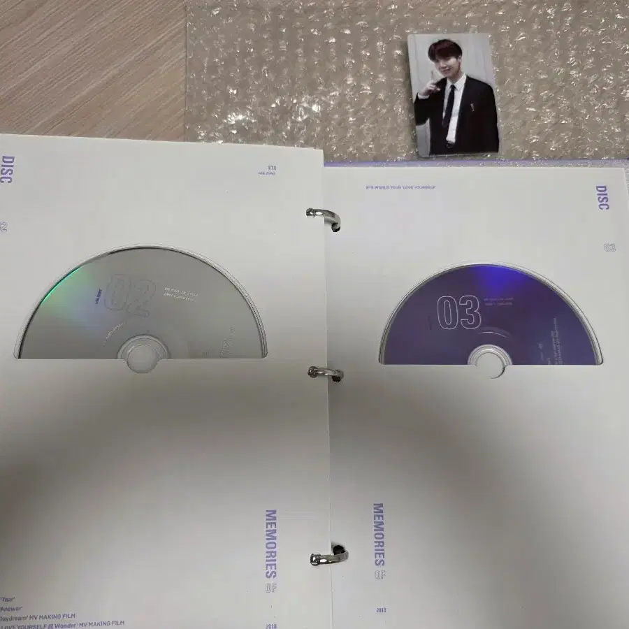 방탄소년단 메모리즈 2018 DVD /슈가 포카,고양이 스티커/새제품 6