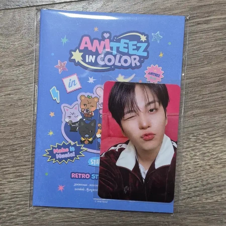 에이티즈 종호 애니티즈 레트로 스티커북 포카포함 팝업