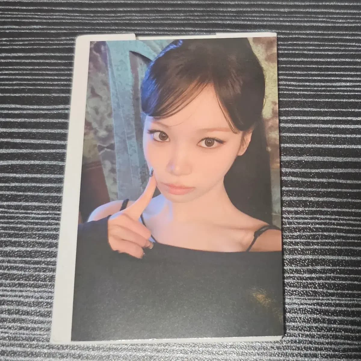 르세라핌 셀레브레이션 2주차 김채원 공방포카+타투스티커 1