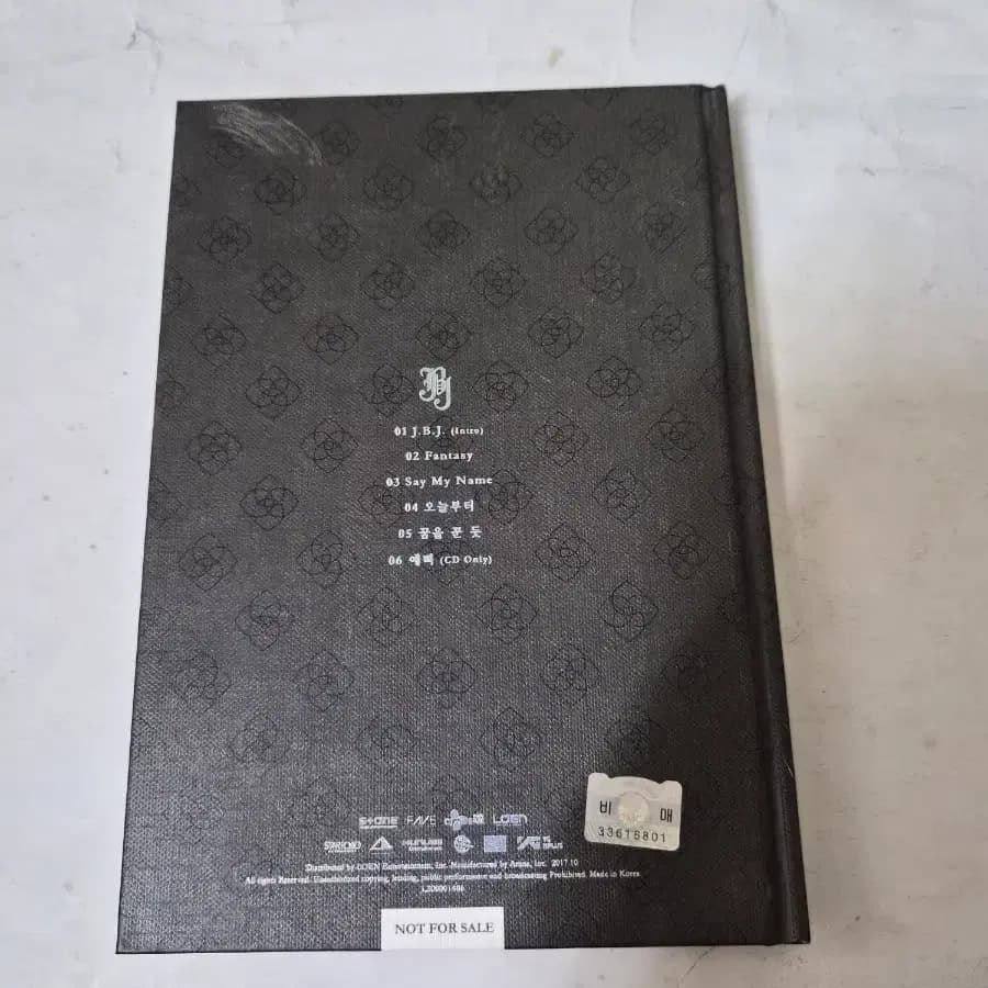 (희귀)JBJ FANTASY 앨범 싸인반 + 포토카드 cd 입니다 2