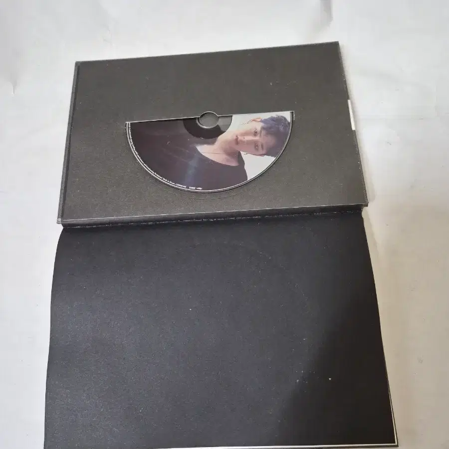 (희귀)JBJ FANTASY 앨범 싸인반 + 포토카드 cd 입니다 3