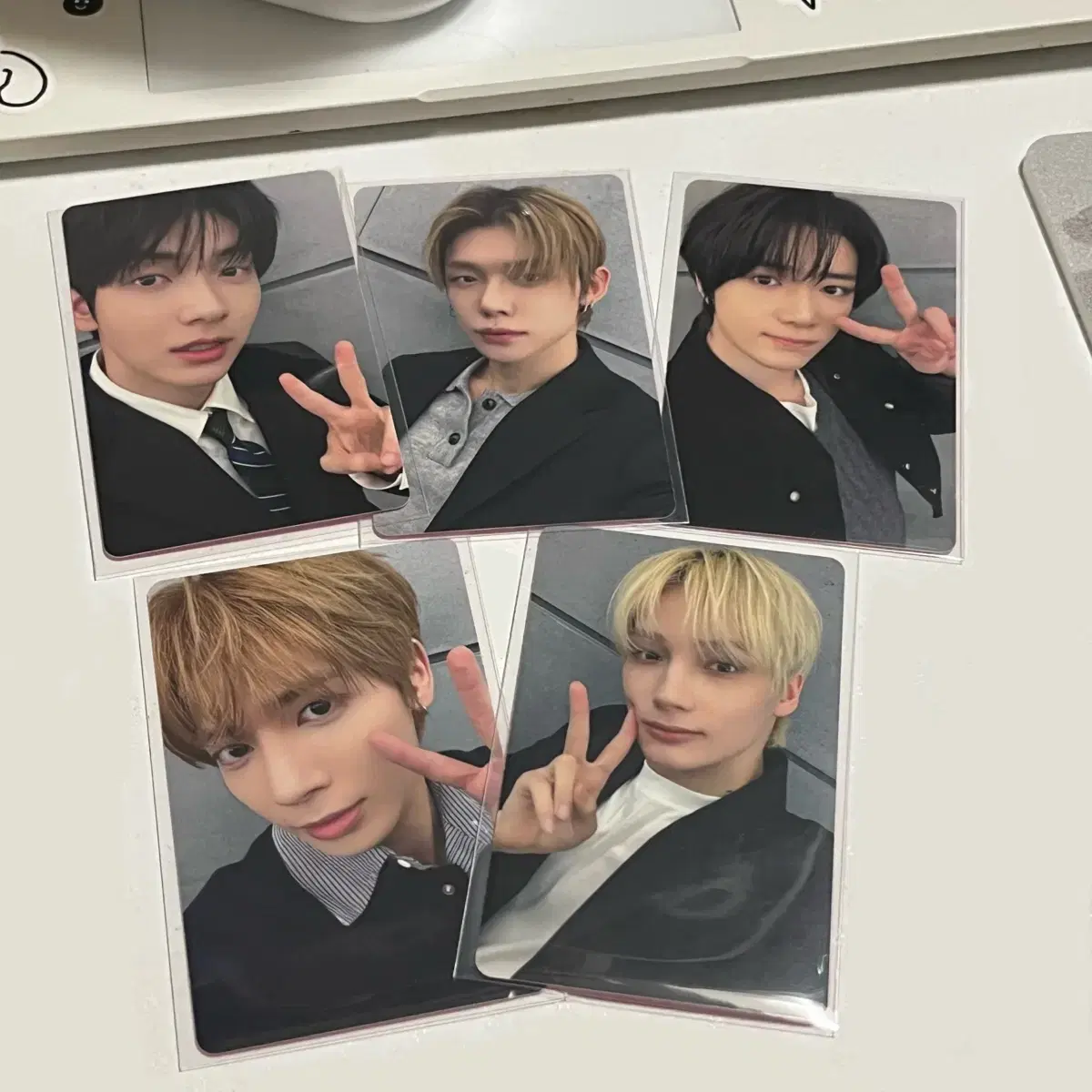 가시덤불 위버스 럭드2차 가시잠바 투바투 포카 txt
