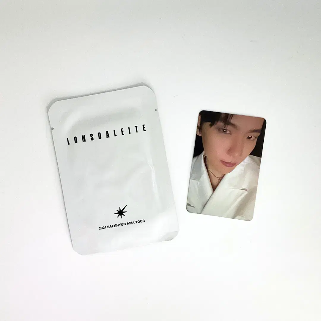 엑소 백현 론스달라이트 포카 포토카드