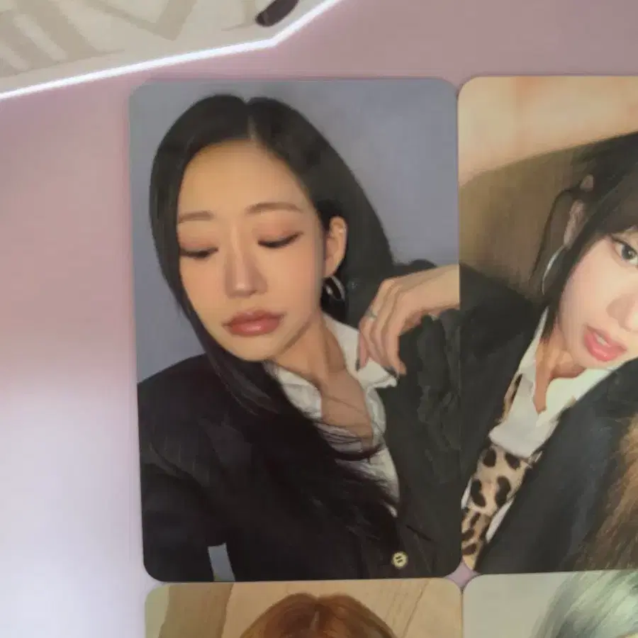 키오프 메이크스타 정장 포카 KISSOFLIFE 키스오브라이프 미공포 3