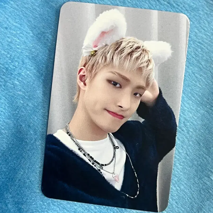 에이티즈 아웃로우 바운시 민기 특전 포카 양도 1