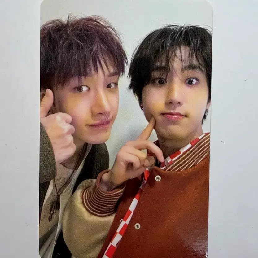 스트레이 키즈 스테이4기 방찬 한지성 유닛포카