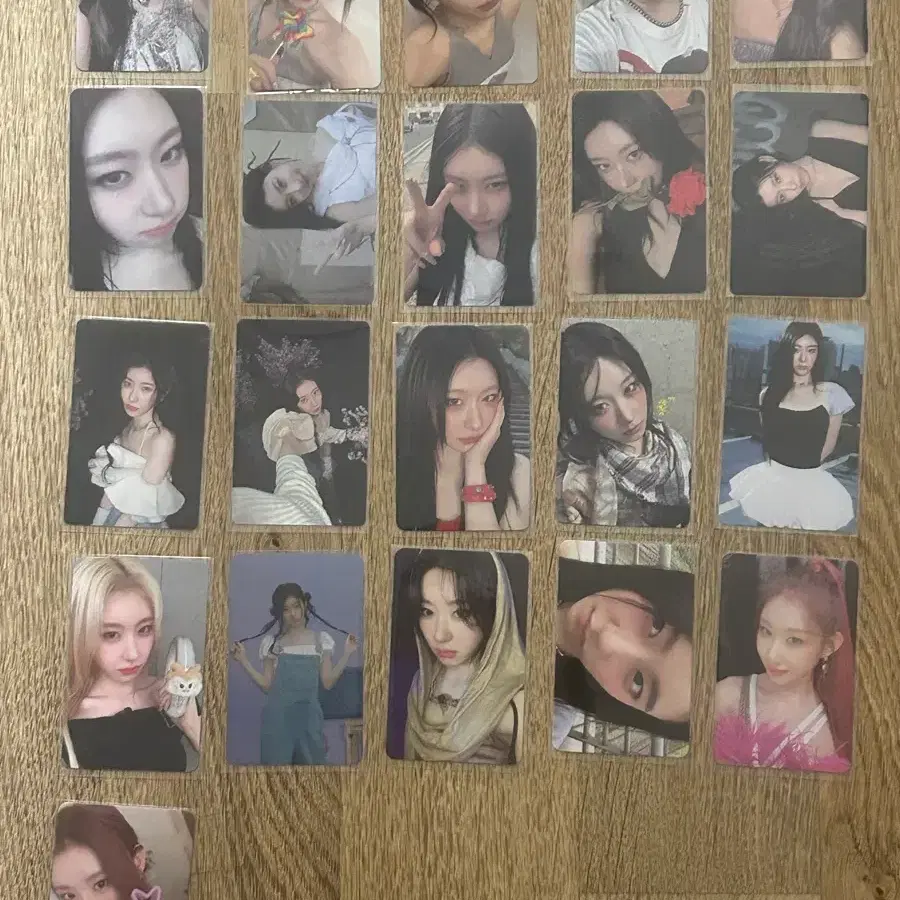 있지 채령 포카 판매 1