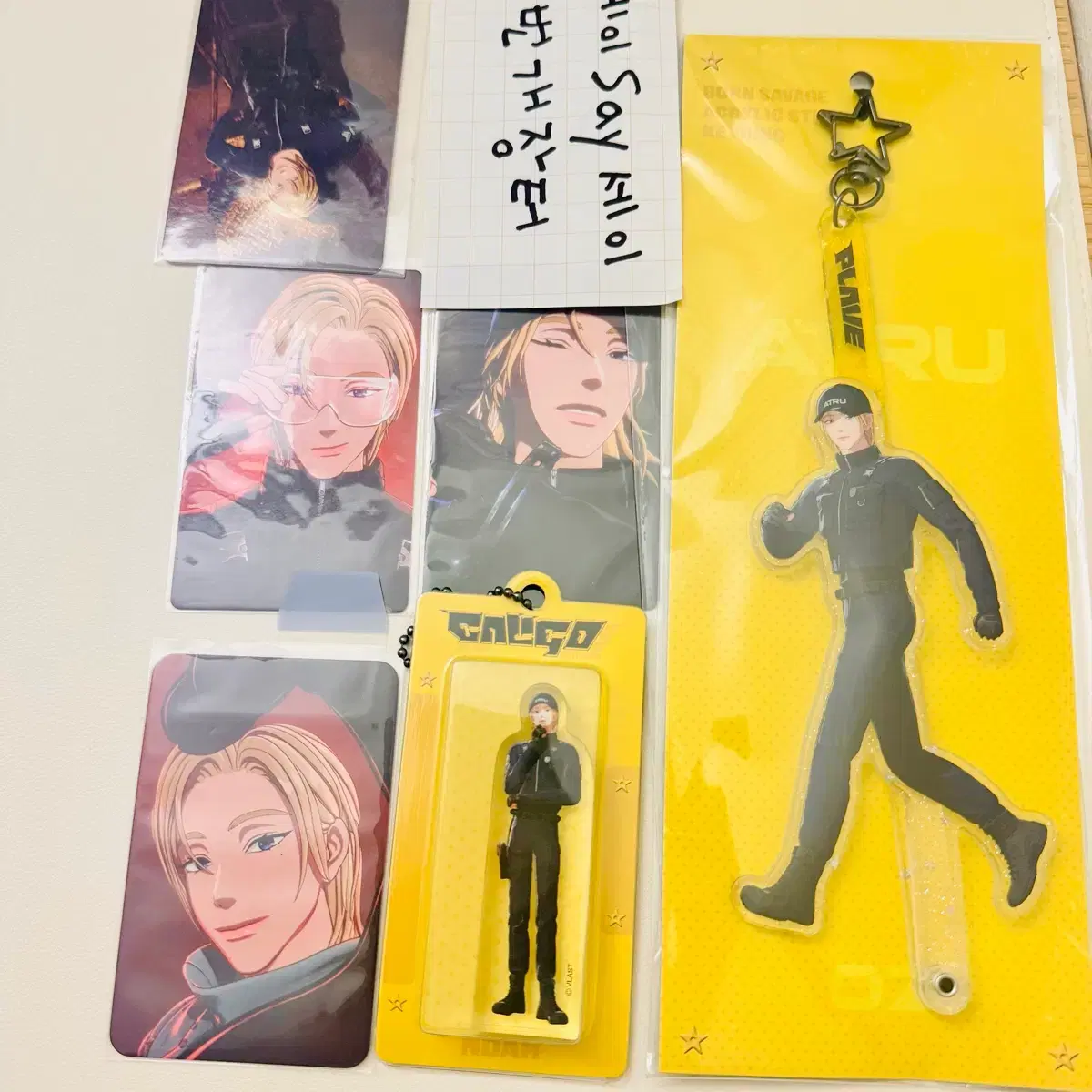플레이브 노아 아크릴스틱 미니어처키링 미공포포카 ㅅㅅㄹ포함