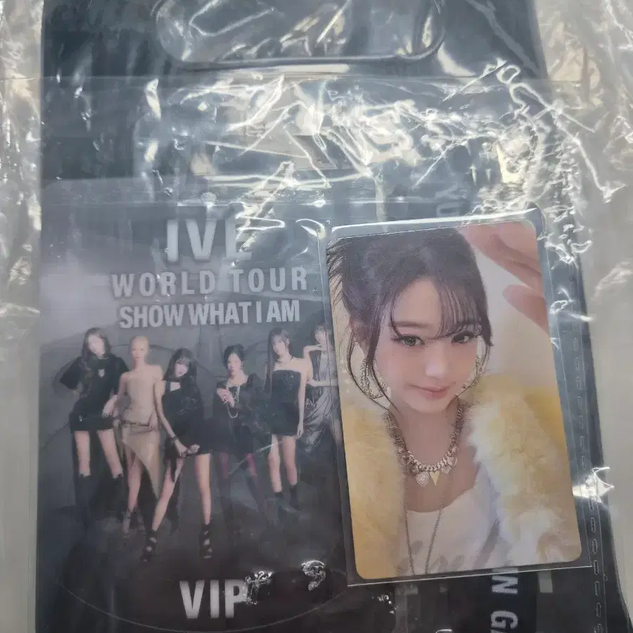 아이브 쇼우왓아이엠 원영포카 + 가방 + vip카드 양도 1