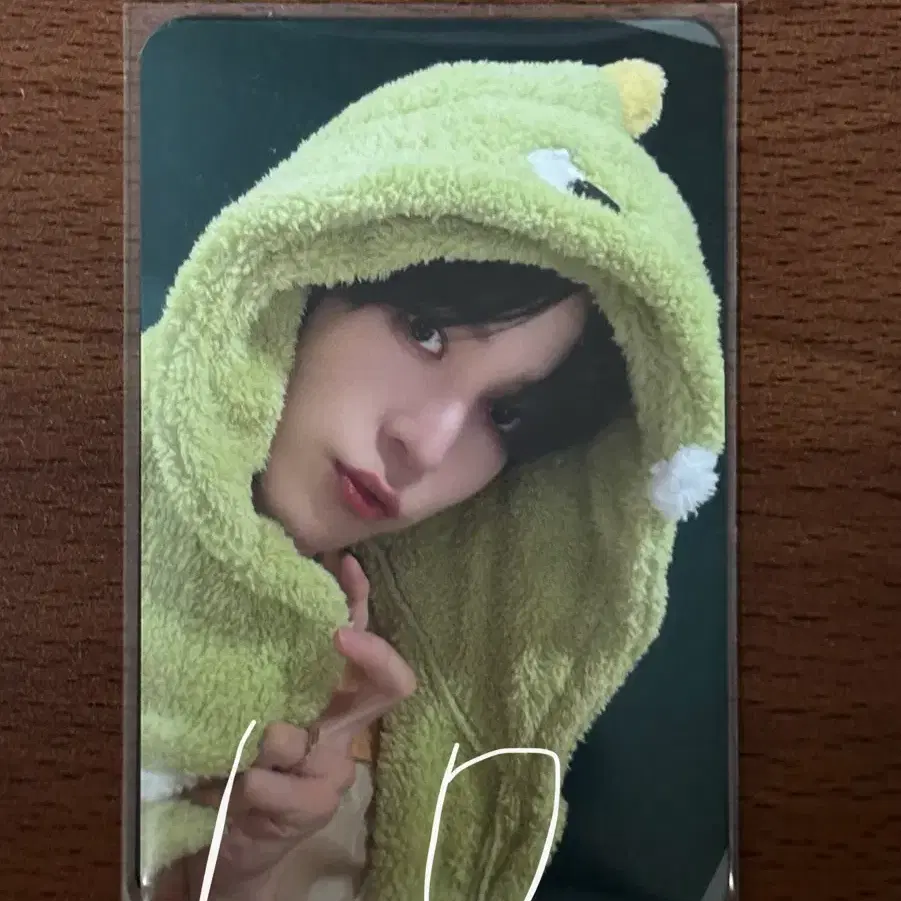 에이티즈 윤호 포카
